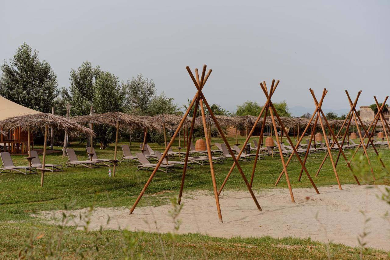 Nabi Resort Glamping & Spa กัสเตลโวลตูร์โน ภายนอก รูปภาพ
